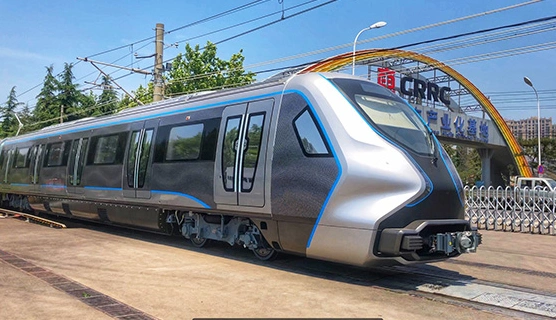 היכן משתמשים בעיקר בחומרים מרוכבים מסיבי פחמן במעבר רכבת?